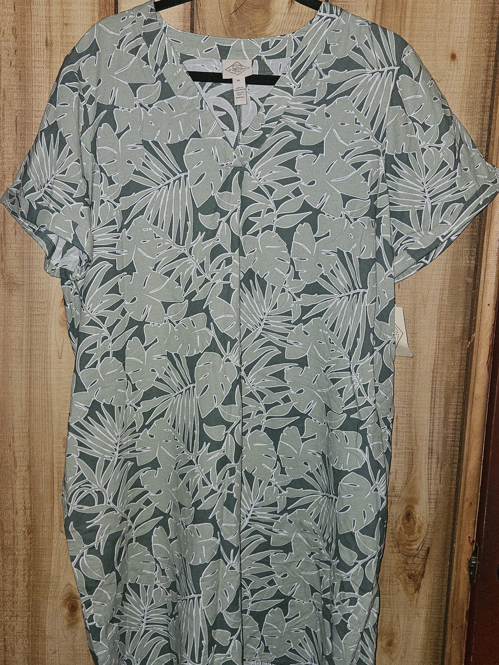 St. John's Bay Green and Cream Tropical Leaf Midi Dress